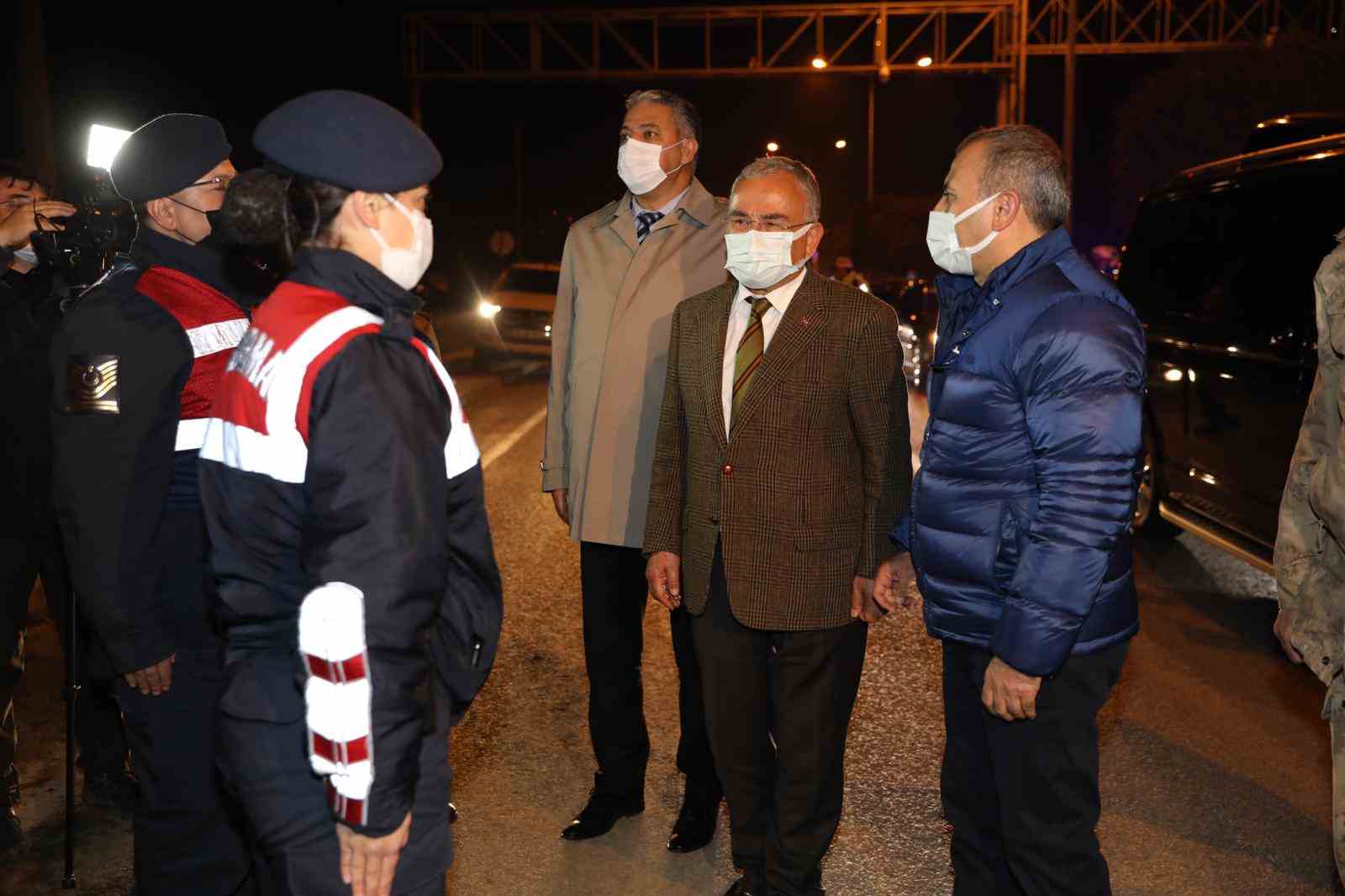 SONEL VE GÜLER YILBAŞI MESAİSİNDE